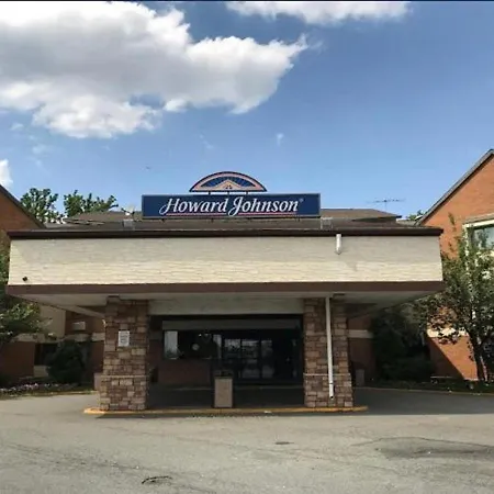 Howard Johnson By Wyndham Newark Airport